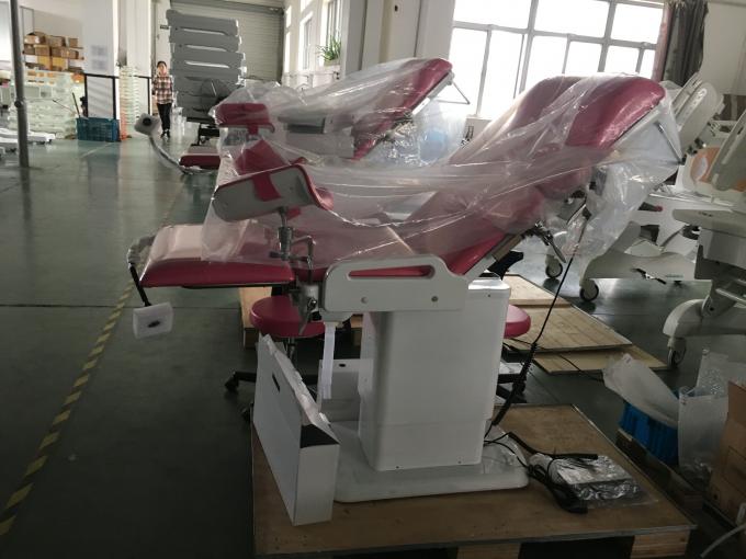 Meja Pemeriksaan Gynaec Listrik Rumah Sakit Pink Meja Obstetri Tempat Tidur Pengiriman Dengan Lampu 0
