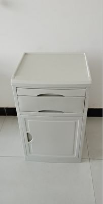 Meja Samping Tempat Tidur Medis ABS Kabinet Meja Samping Tempat Tidur yang Dapat Disesuaikan Putih