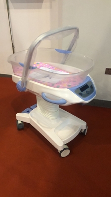 Tempat Tidur Bayi Rumah Sakit Putih Serbaguna yang Dapat Disesuaikan Untuk Menyusui Bayi Baru Lahir