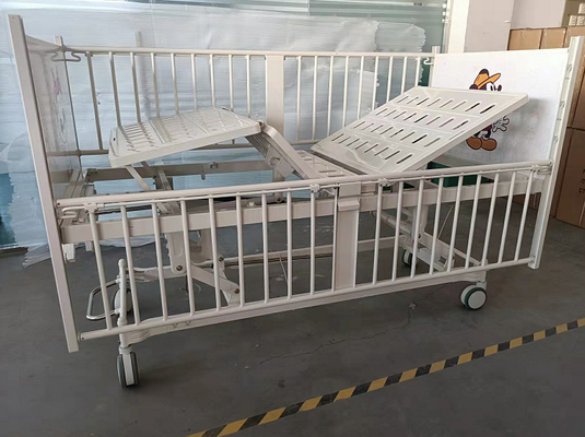 Tempat Tidur Bayi Rumah Sakit Putih Dengan Gambar Kartun OEM Tersedia