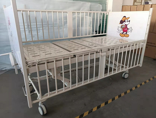 Tempat Tidur Bayi Rumah Sakit Putih Dengan Gambar Kartun OEM Tersedia