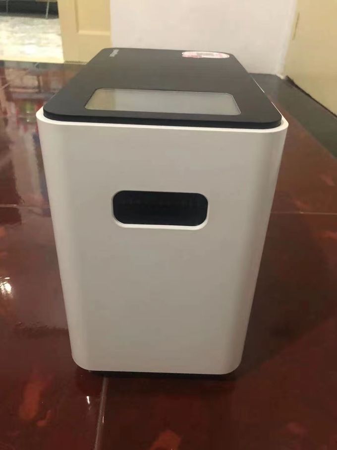 Mesin Generator Oksigen Seluler Medis 1L 5L Putih Untuk Penggunaan Di Rumah 1